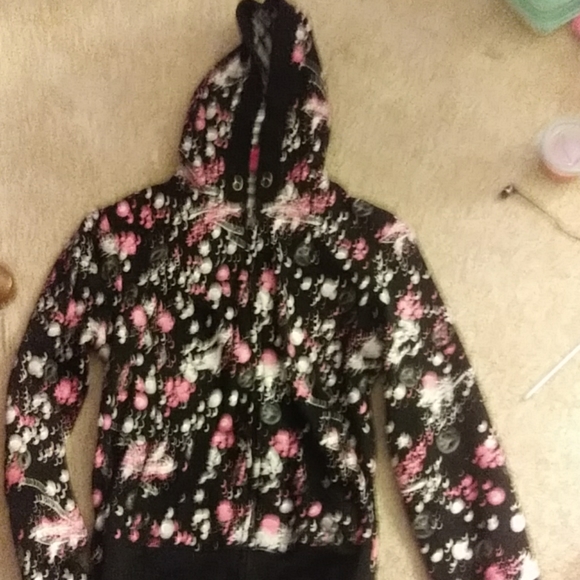 A jacket - Picture 1 of 2